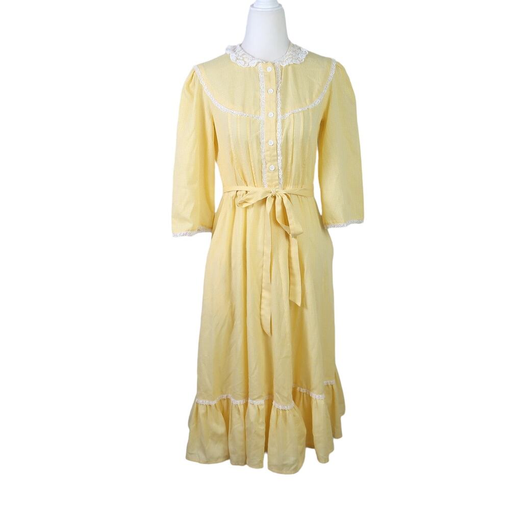Women's Yellow Belted Midi Dress with Lace Trim